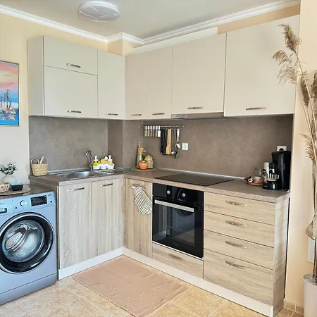 Lägenhet Mayana Appartament